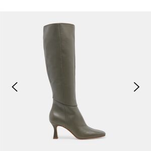 Dolce Vita Green Heeled Boots Sleek Modern Design